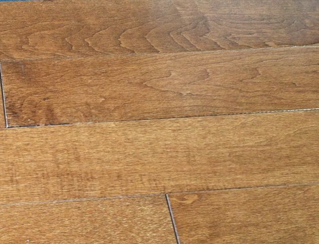 Country Wood Flooring - 5" Oak Cabin Color - Solid Wood Floors 